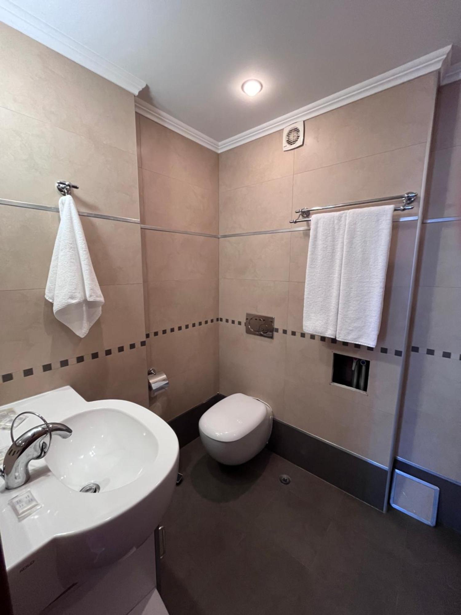 Kavaler Hotel