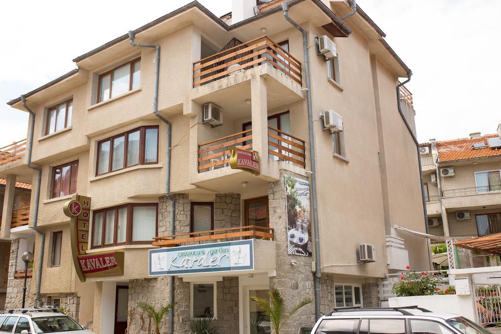 Kavaler Hotel 2*
